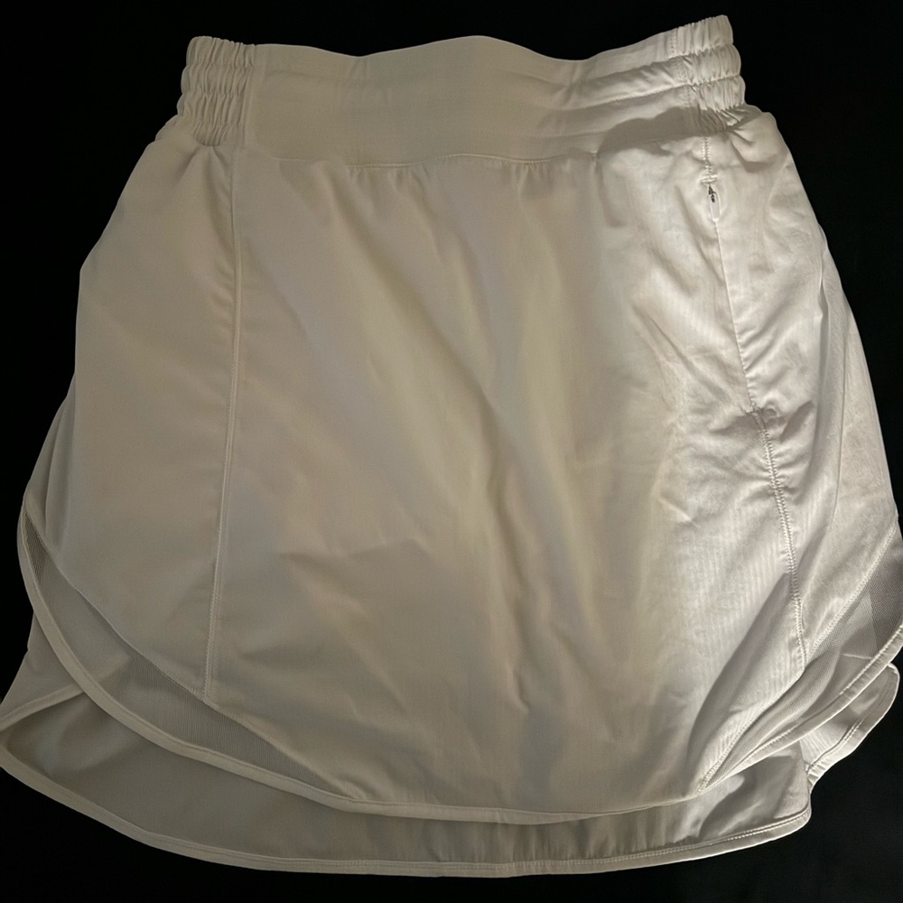 Lululemon tennis skirt sz 2